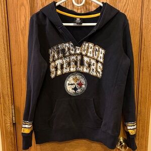 NFL Team Apparel Women's Black and Gold Hoodie